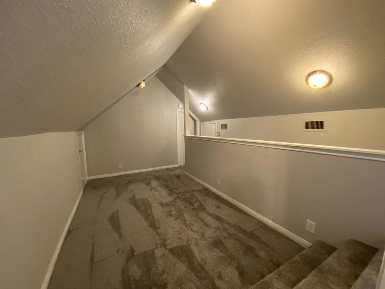 2830 San Gabriel Street - Photo 3 of 50