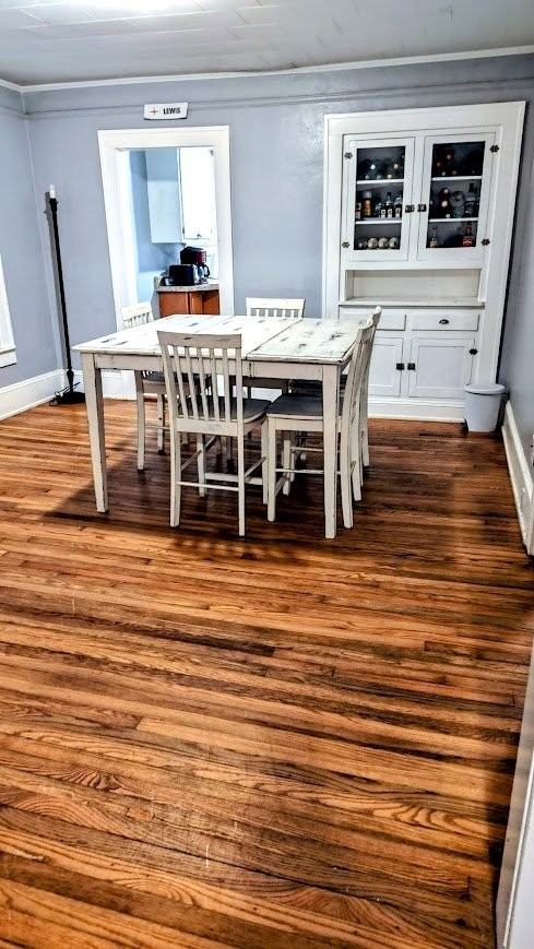 858A Highland Ave Ne - Photo 3 of 8