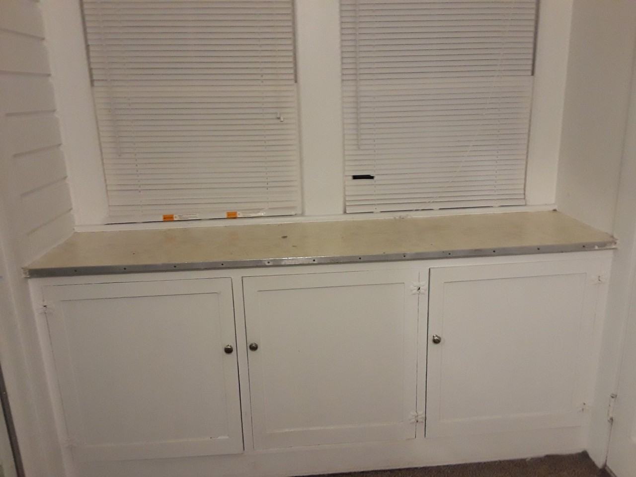 858A Highland Ave Ne - Photo 7 of 8