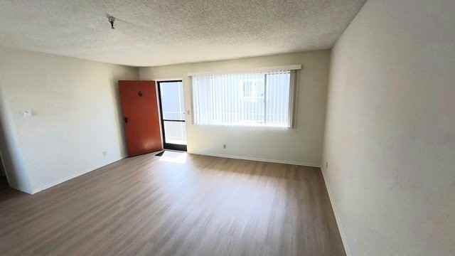 4040 W 130th St #6 - Photo 2 of 11