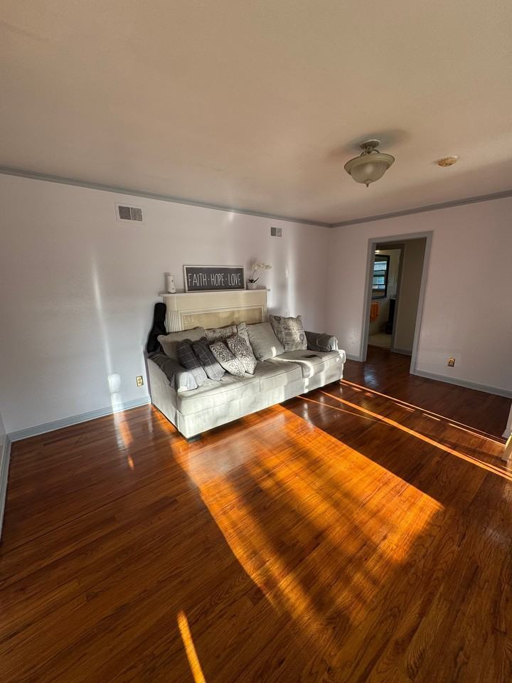 1219 S Bryan St - Photo 2 of 16
