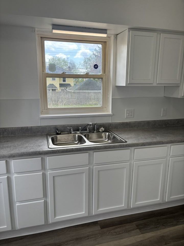 432 Fountain Ave - Photo 4 of 19