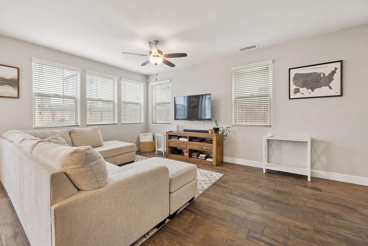 6212 E Bibi Dr - Photo 4 of 20