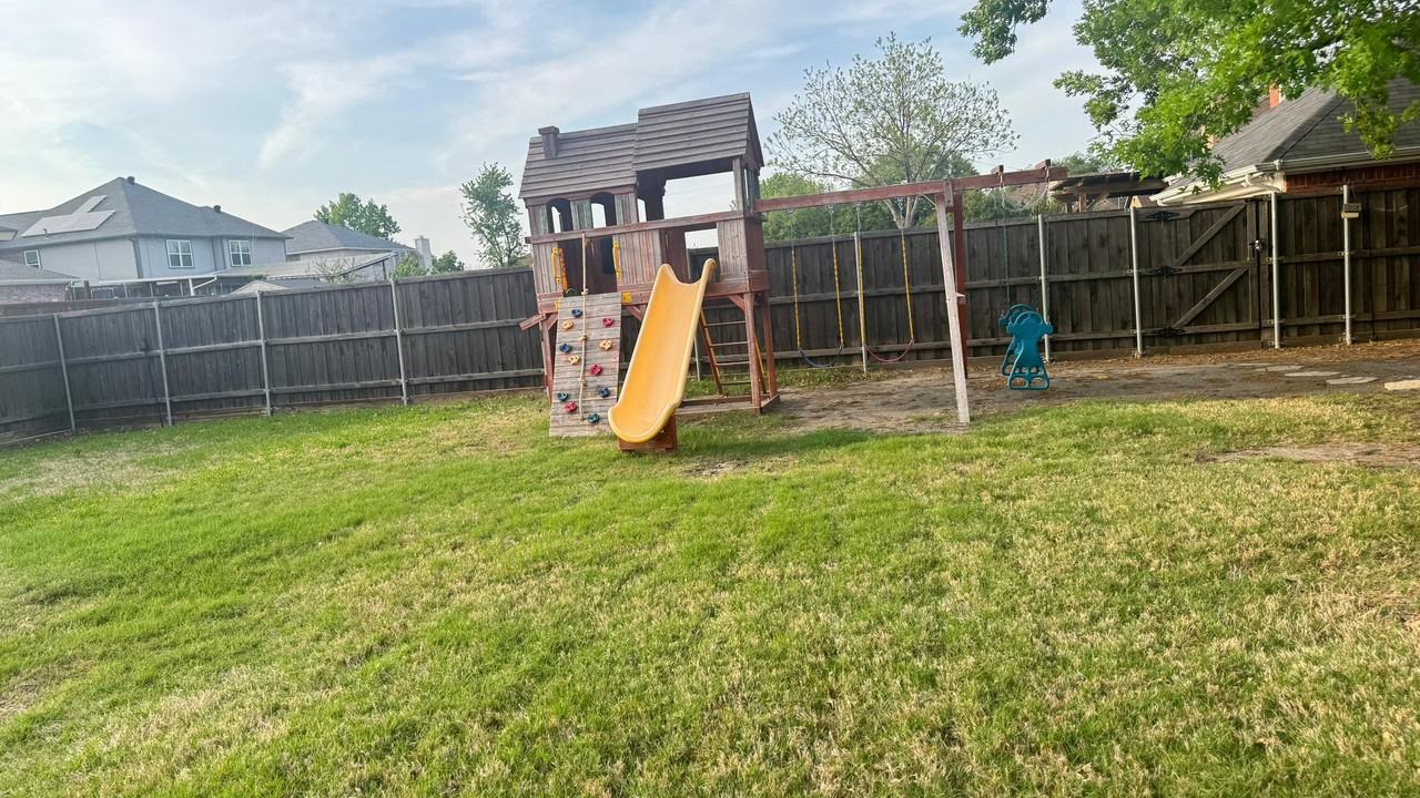 7011 Cottonwood Cir - Photo 5 of 20