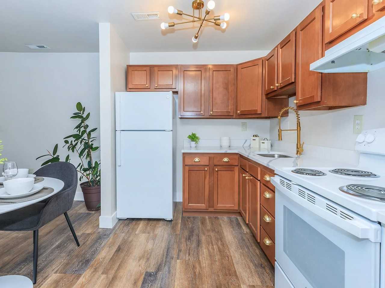 2101 Reamer Dr #A1 - Photo 6 of 9