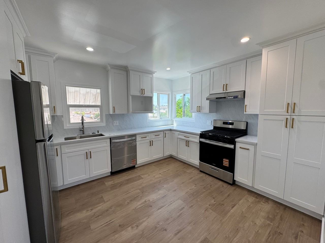 911 S Atlantic Blvd #C - Photo 3 of 13