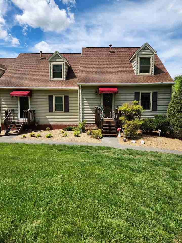 2503 E Lakeview Dr #9