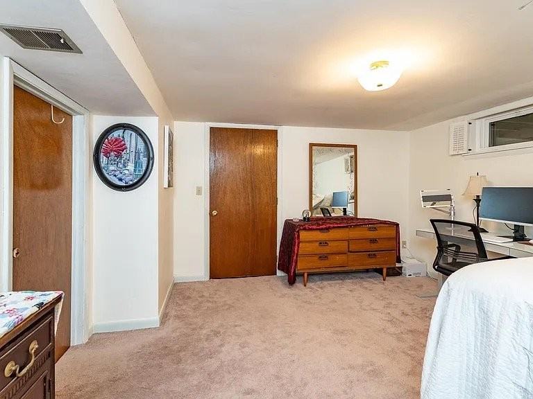 1134 Waterman Dr - Photo 5 of 20