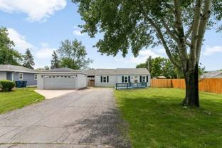 2303 Sweetbriar St - Photo 1 of 1