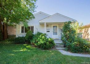 26045 Groveland St - Photo 1 of 1