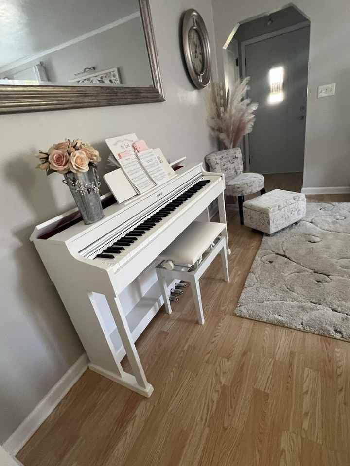 5726 Lincoln Ave - Photo 5 of 12