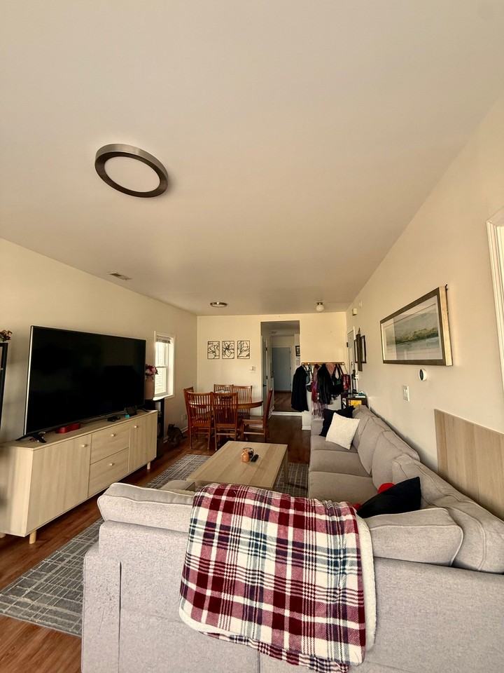 2958 S Throop St #2 - Photo 4 of 15