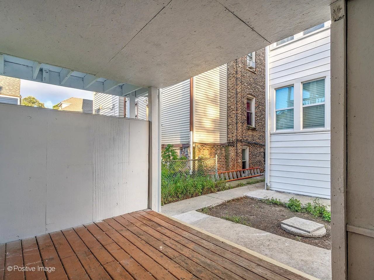 3016 W 40th St #1REAR - Photo 2 of 13