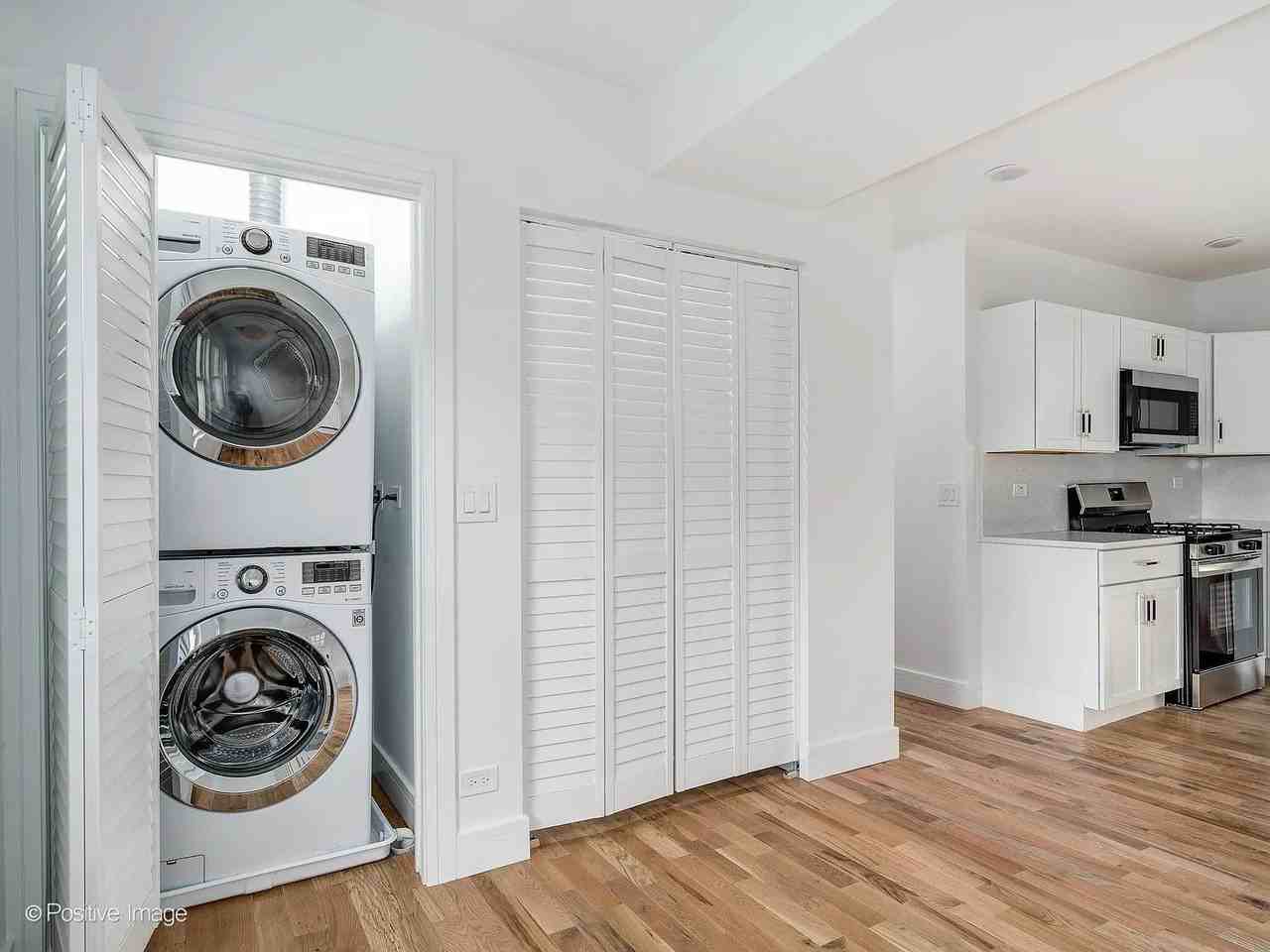 3016 W 40th St #1REAR - Photo 3 of 13