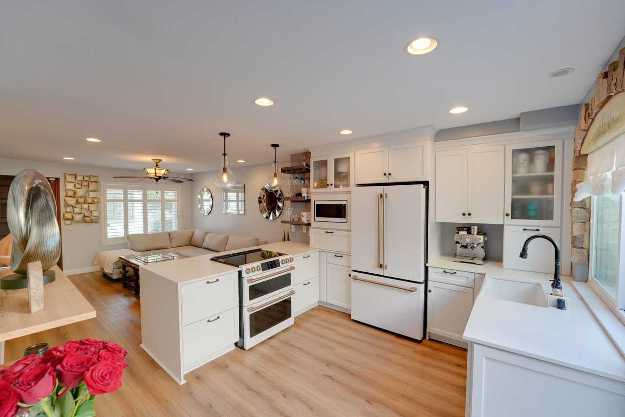 8490 Via Sonoma - Photo 2 of 8