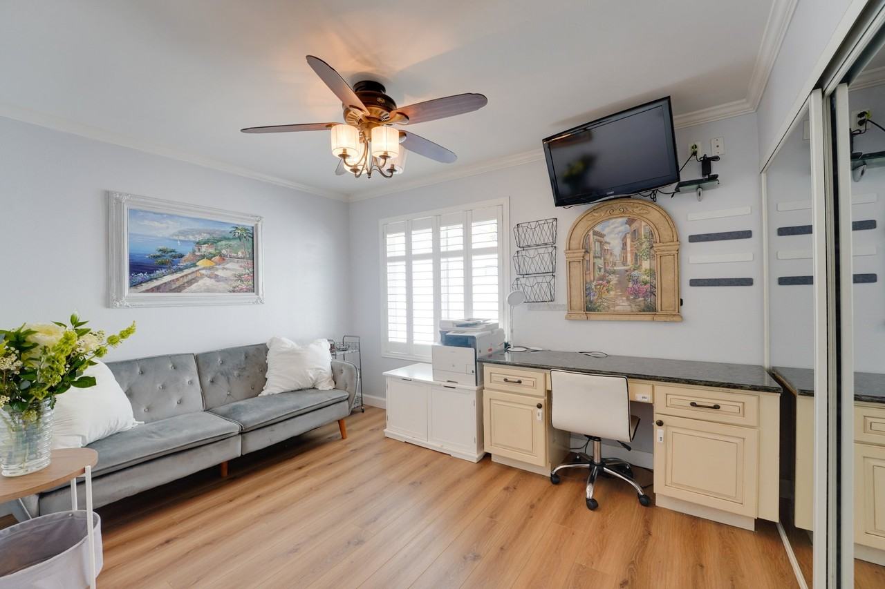 8490 Via Sonoma - Photo 3 of 8