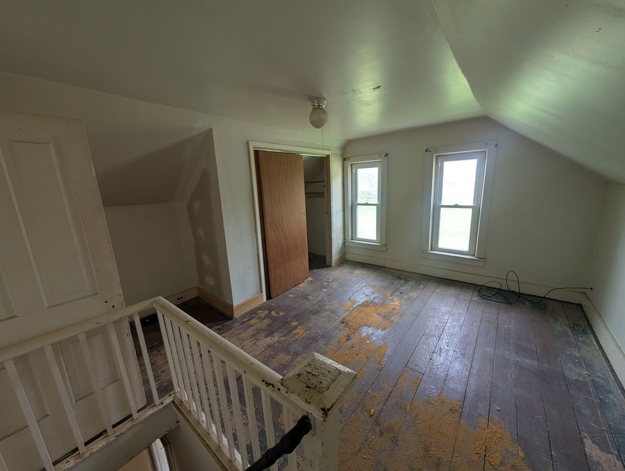 1214 W Butler St - Photo 6 of 20