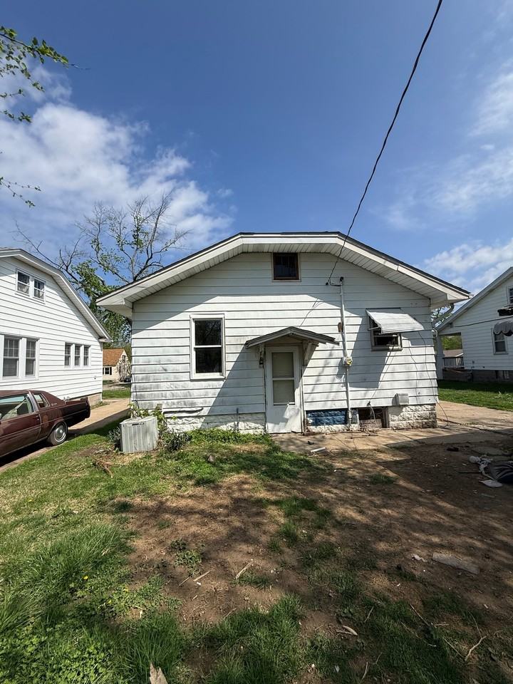 1455 E Whitmer St - Photo 5 of 20