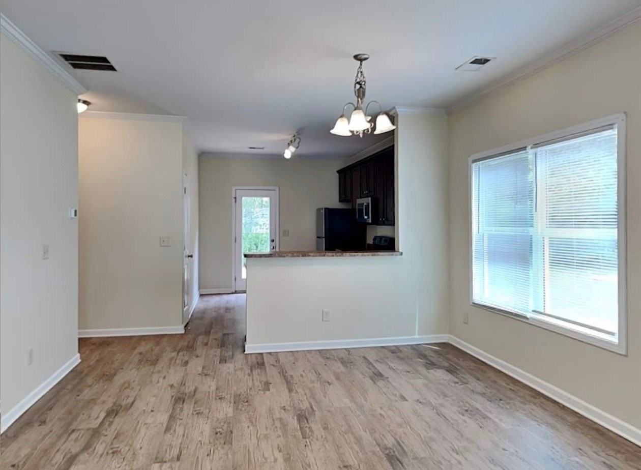 9120 Brookbend Dr - Photo 4 of 12