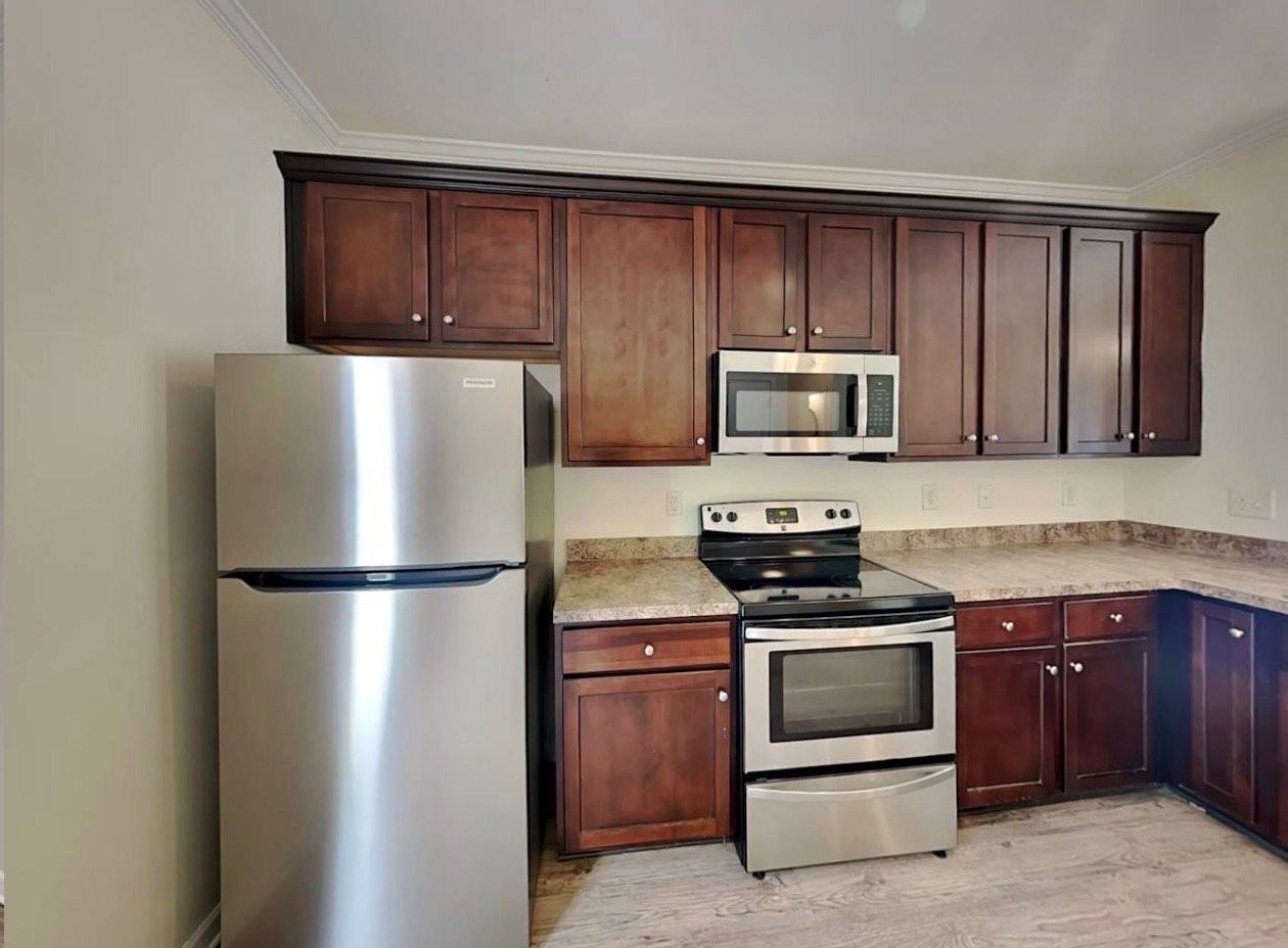 9120 Brookbend Dr - Photo 5 of 12