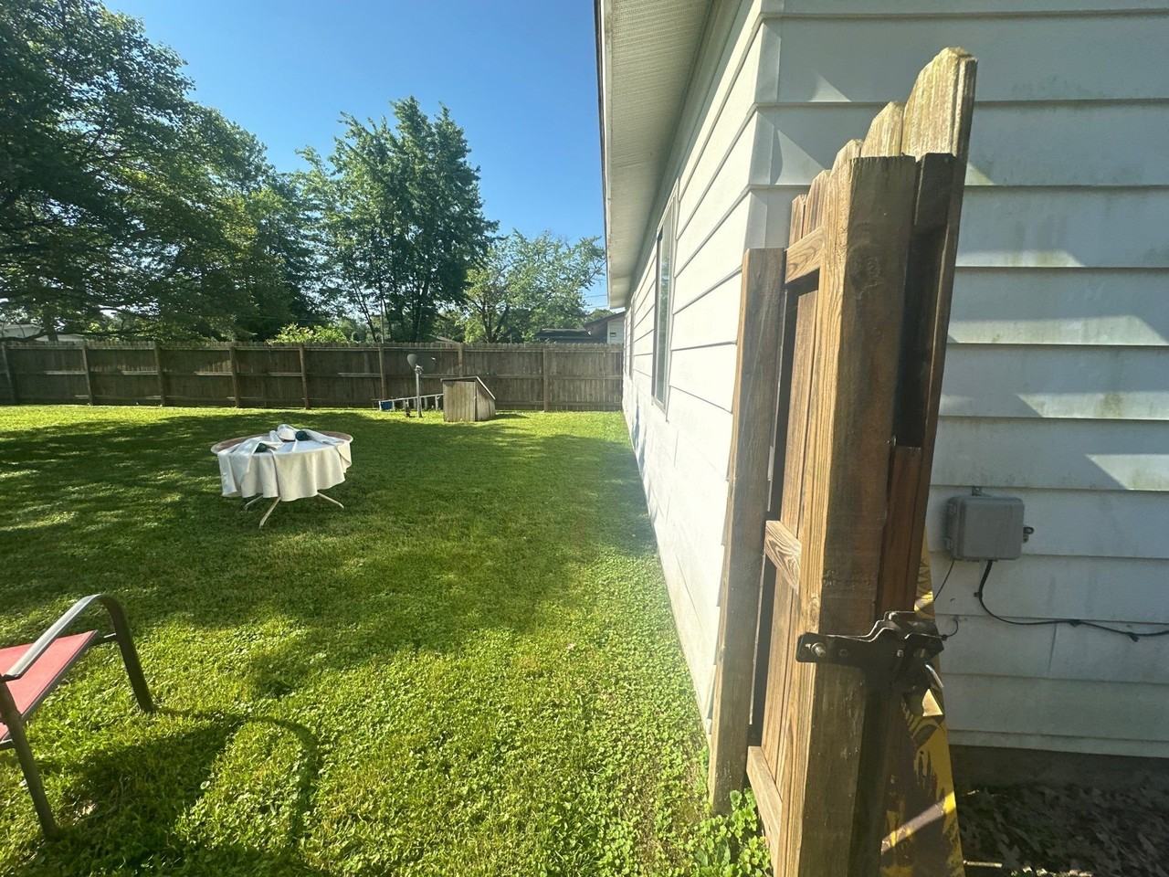 1323 Cedar St - Photo 5 of 17