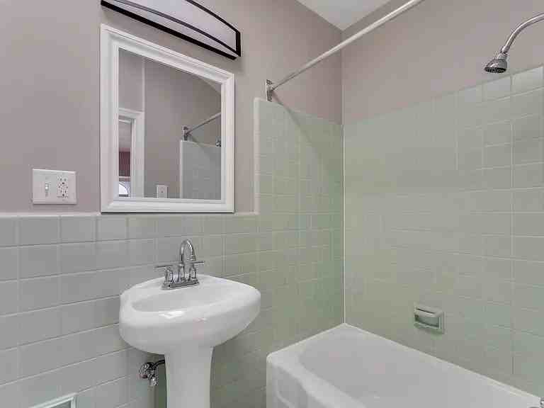 408 W Chelten Ave #3F - Photo 6 of 10