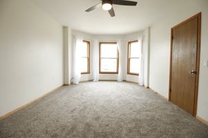 featured image of 126 1st St #3