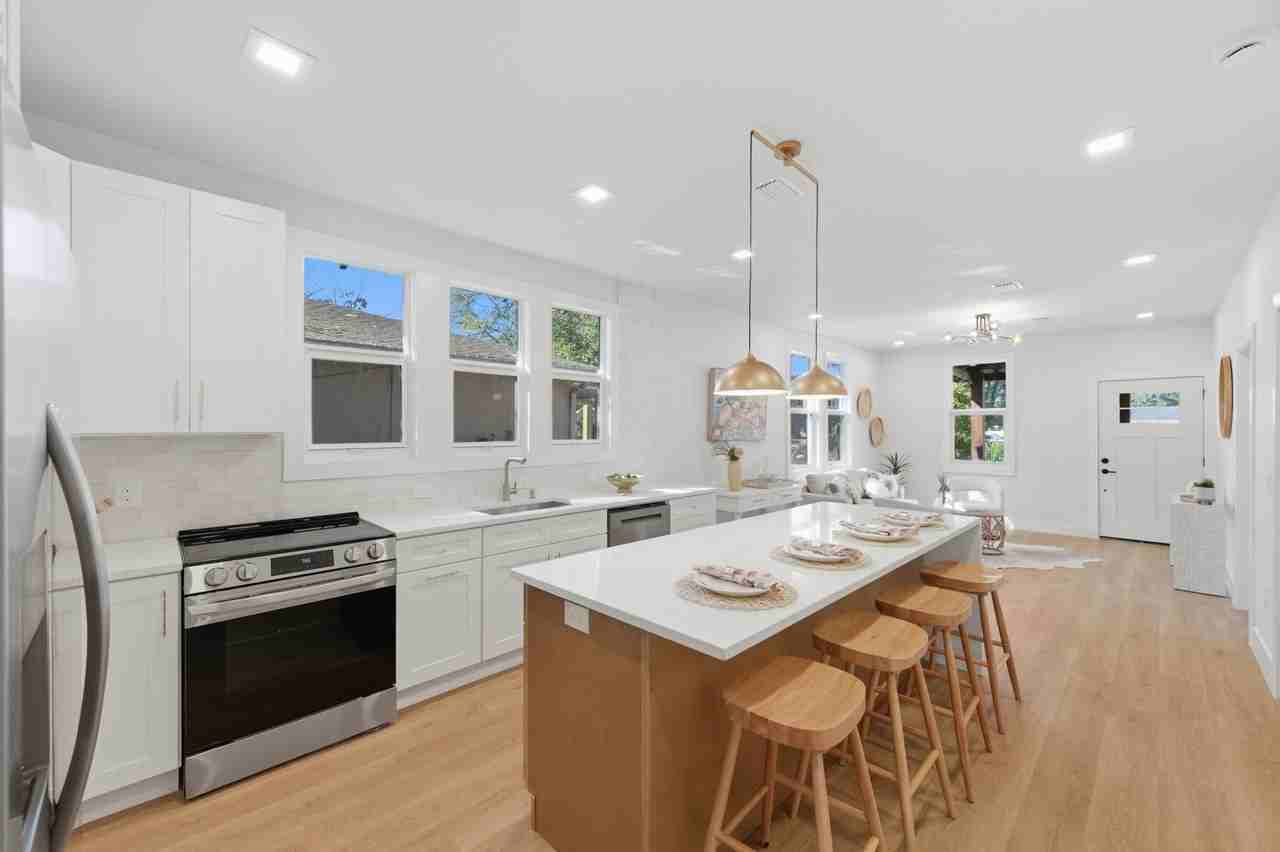 309 E Selma Ave - Photo 7 of 19