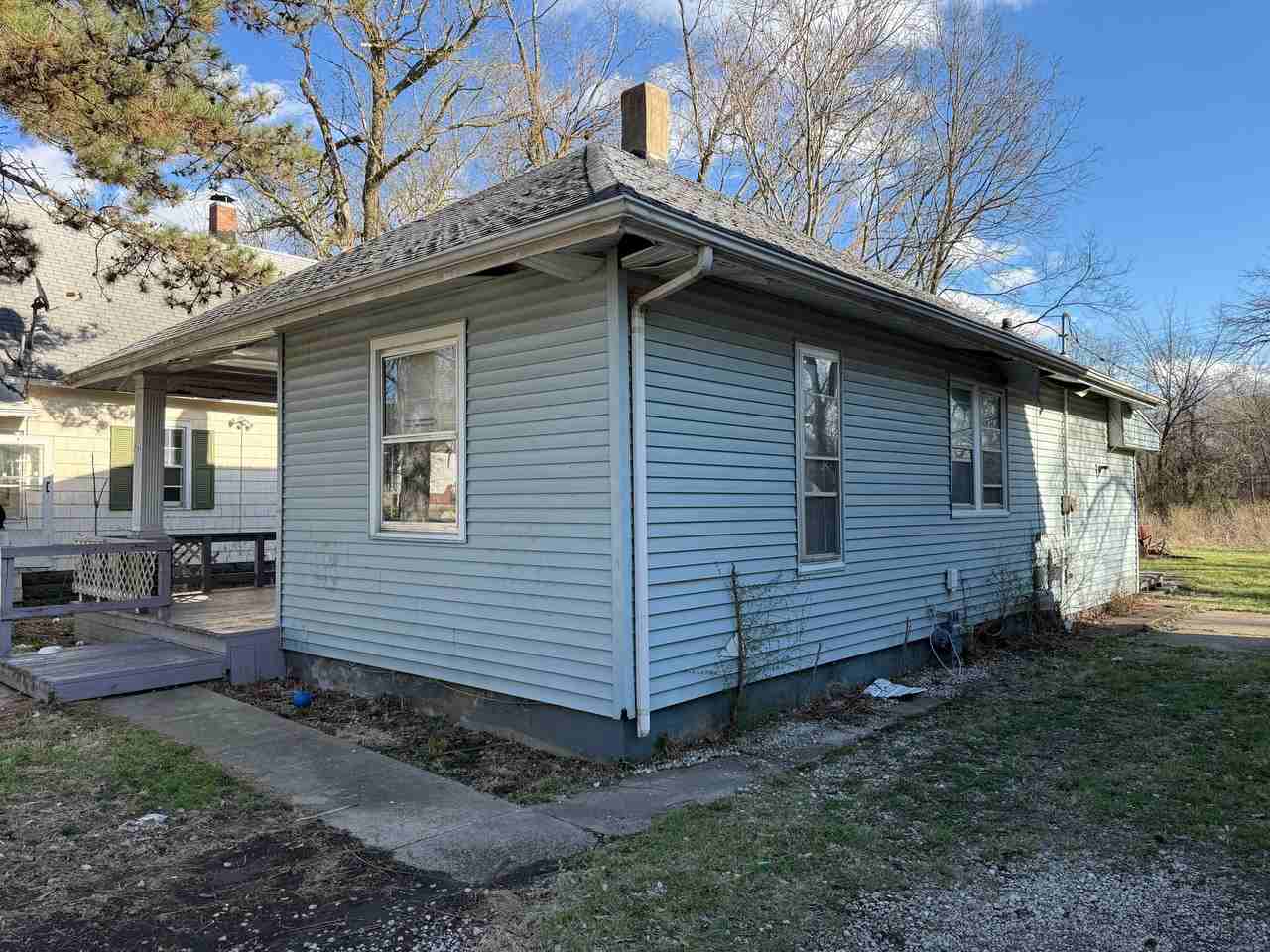 803 E Whitmer St - Photo 2 of 20