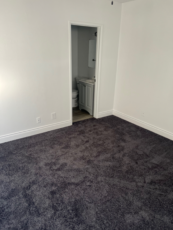 750 W Bonita Ave #21