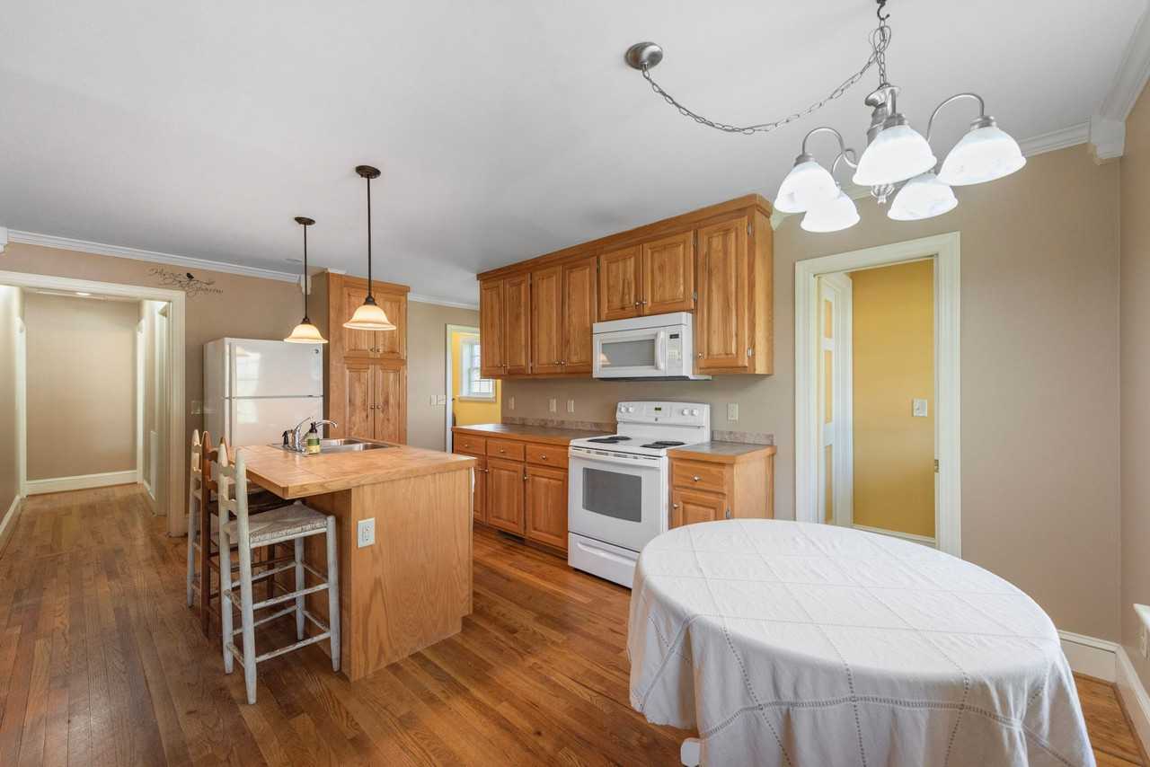 143 Bertie Ln - Photo 2 of 20