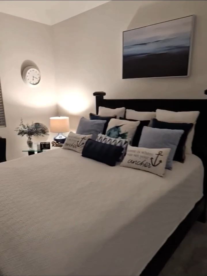 12949 Clear Creek St - Photo 2 of 3