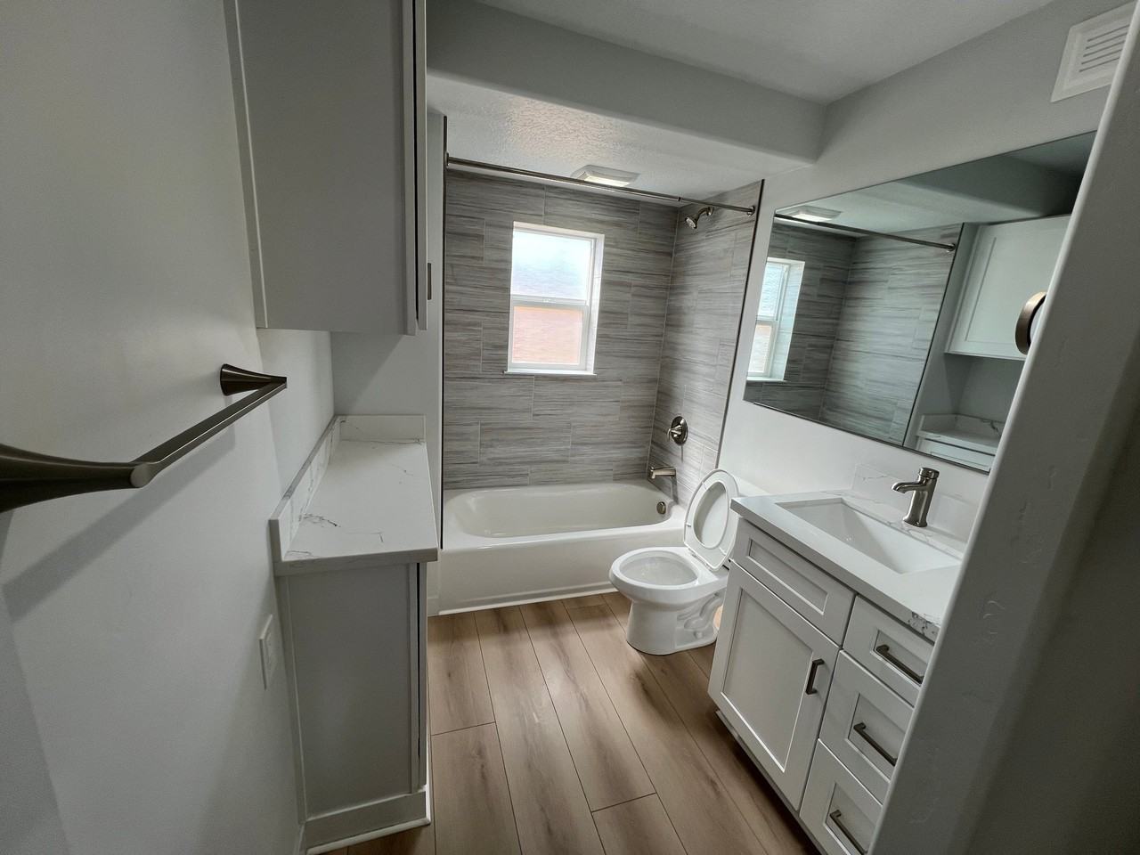 290 N St - Photo 7 of 19