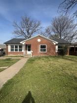 206 E Belknap St - Photo 1 of 1