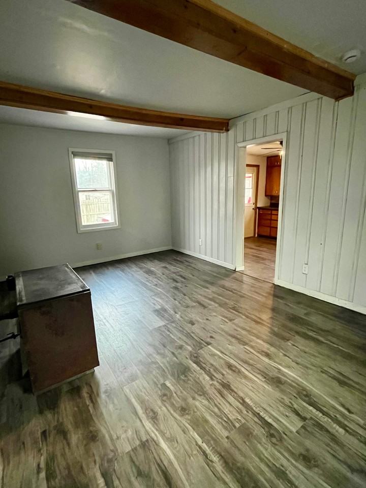 510 Walnut St - Photo 4 of 11