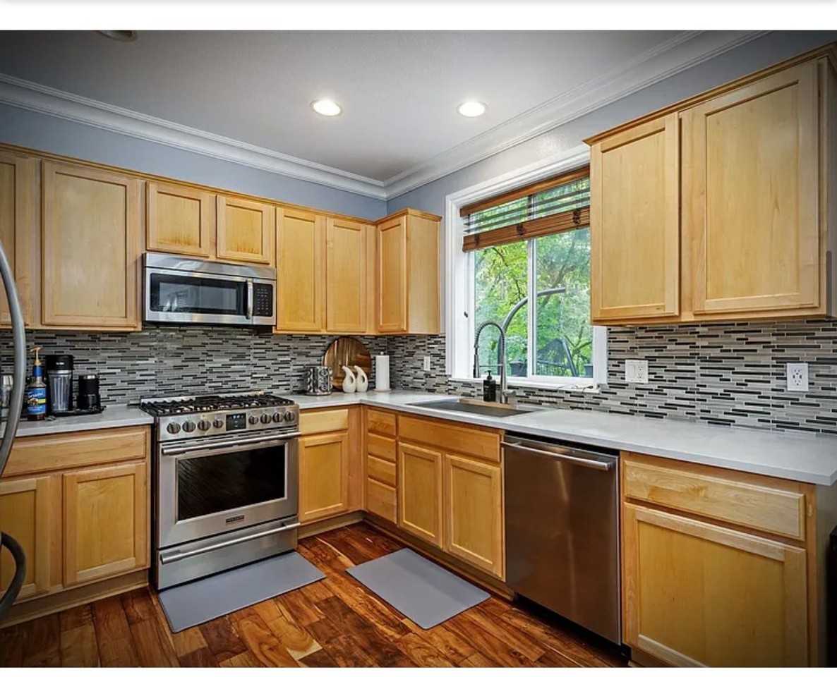 3541 Sw Wonderview Ave - Photo 7 of 23