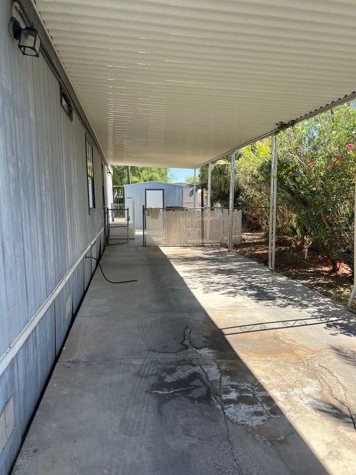 2080 Sweetwater Dr - Photo 3 of 15