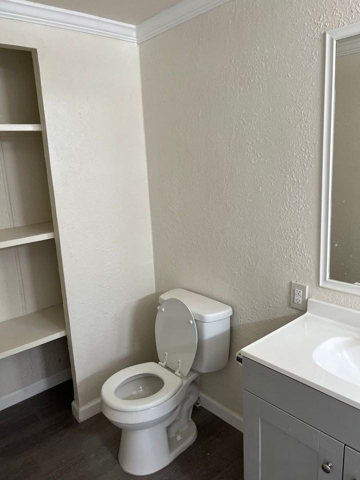 2080 Sweetwater Dr - Photo 7 of 15