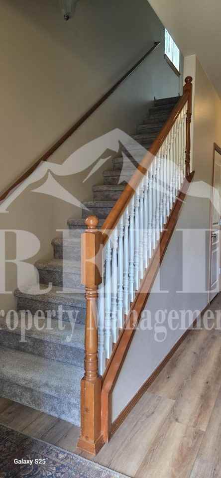 100 Ne Miramar Cir - Photo 6 of 32