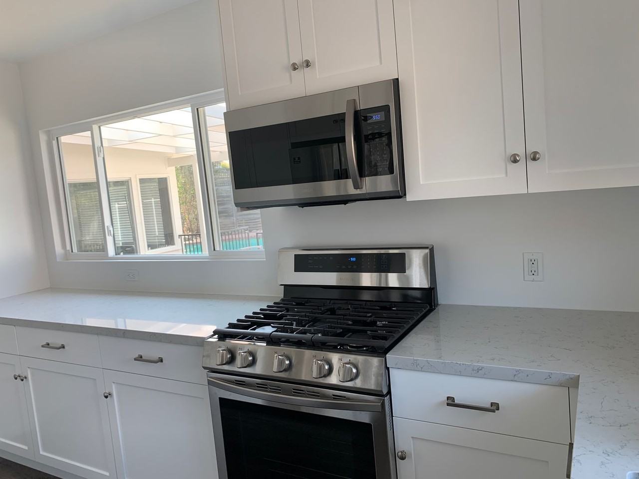 640 Alameda Blvd - Photo 4 of 50