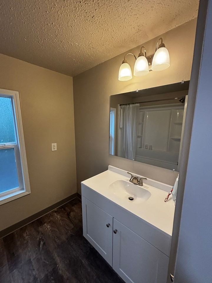 11401 Se 227th Pl - Photo 4 of 8