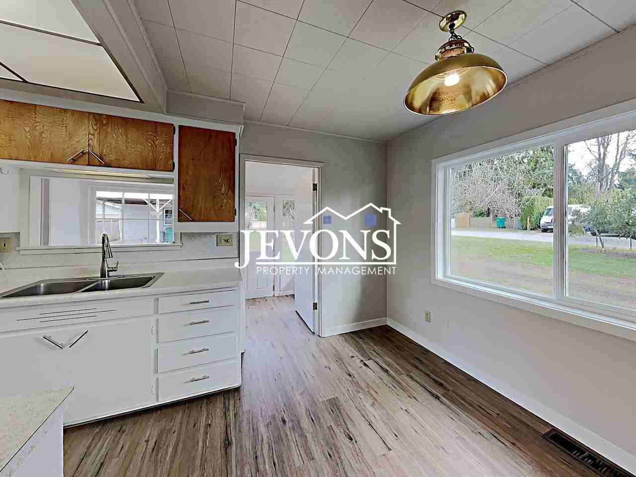 8632 116th Ave Se - Photo 5 of 45