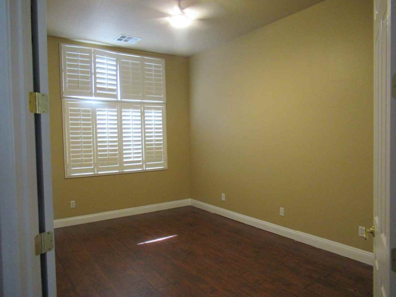 3763 S Atherton Blvd - Photo 3 of 20