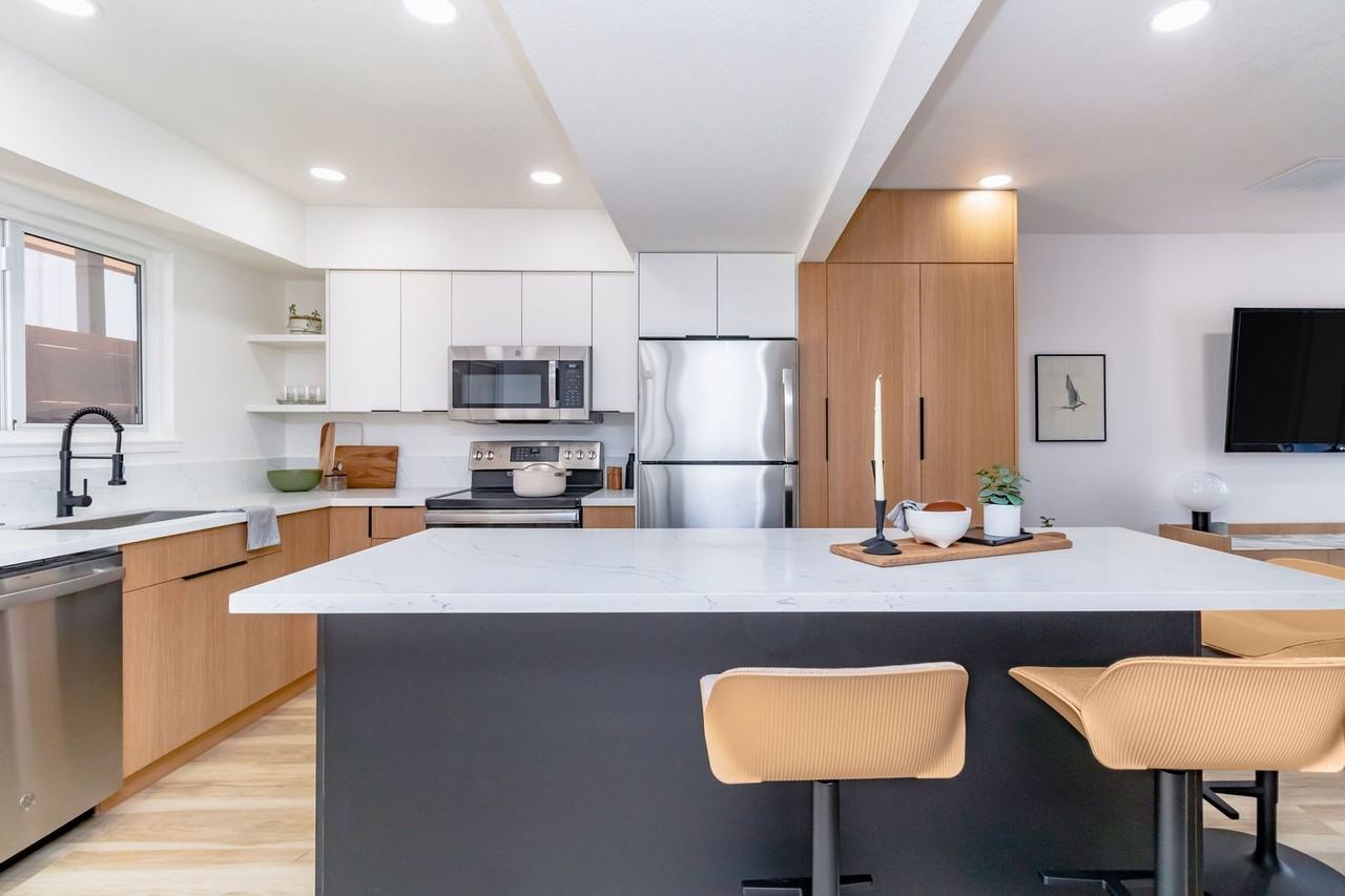 5201 San Juan Ave #C - Photo 7 of 47