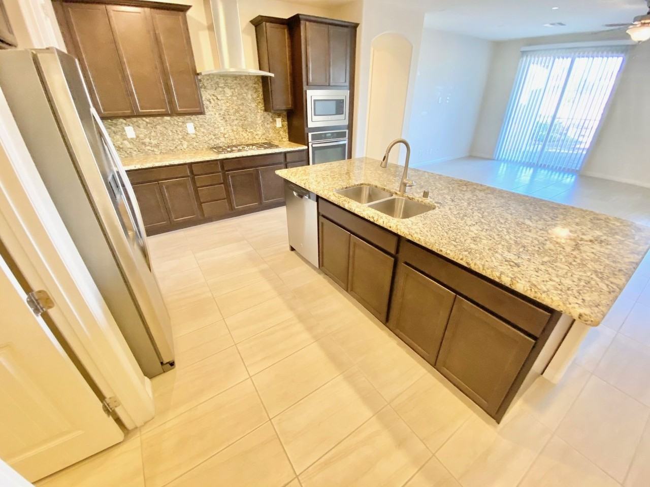 1144 Barby Springs Ave - Photo 5 of 20