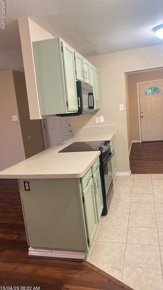 800 Fort Worth St - Photo 7 of 36