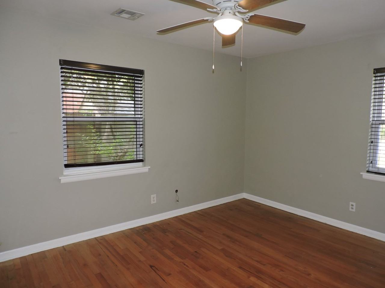 3641 Cherry Laurel Dr - Photo 2 of 22
