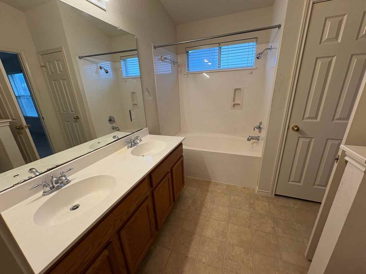 813 Middle Brook Dr - Photo 6 of 6