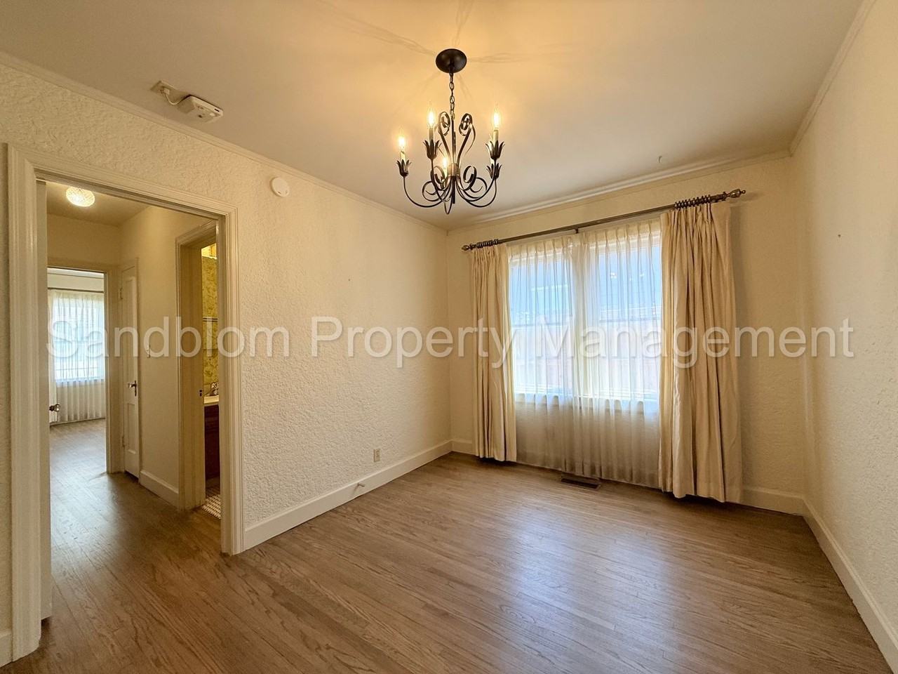 3503 E 13th St - Photo 7 of 17