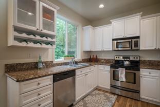 4920 Sw Slavin Rd - Photo 1 of 1